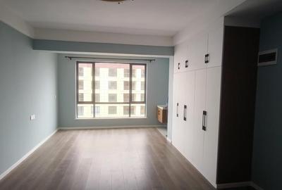 Studio Apartment with Swimming Pool at Off - Lenana Road Kilimani Nairobi - 3