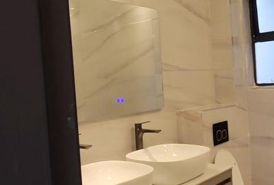 Serviced 3 Bed Apartment with En Suite at 6Th Avenue