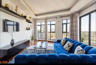 Serviced 2 Bed Apartment with En Suite at Lantana Road - 3