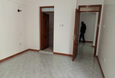 2 Bed Apartment with En Suite at School Lane - 4