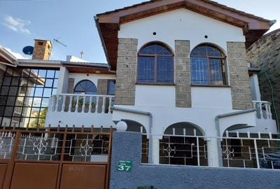4 Bed Townhouse with Staff Quarters at Icipe Road