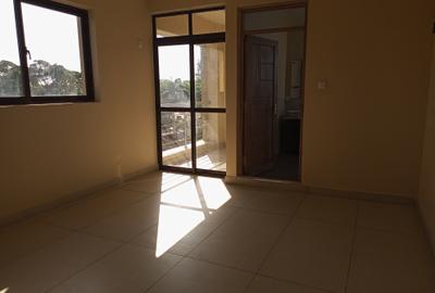 4 Bed Apartment with En Suite at Beach Road - 4