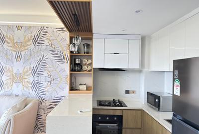 2 Bed Apartment with En Suite at Lavington - 3