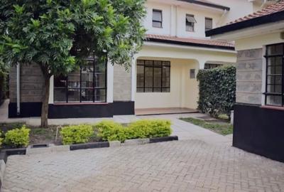 3 Bed Townhouse with En Suite in Syokimau