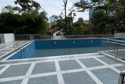 2 Bed Apartment with En Suite in Westlands Area - 2