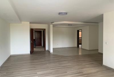 3 Bed Apartment with En Suite in Kileleshwa