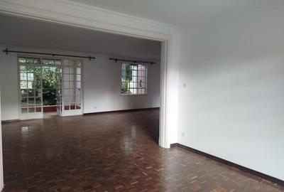 3 Bed House with En Suite in Muthaiga