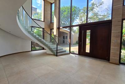 6 Bed Villa with En Suite in Lower Kabete
