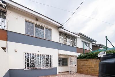 4 Bed Townhouse at Golden Gate