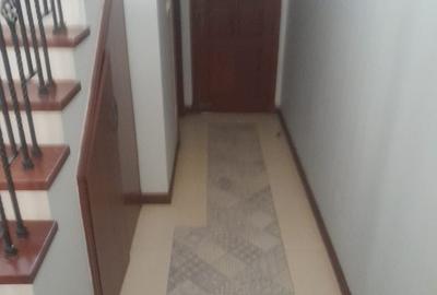 3 Bed House with En Suite in Runda