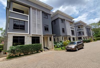 5 Bed Townhouse with En Suite at Lavington Convent Drive