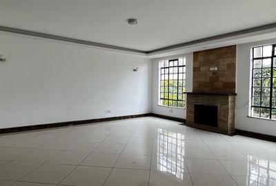 5 Bed Townhouse with En Suite in Kitisuru