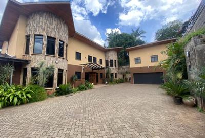 4 Bed House with En Suite at Kyuna