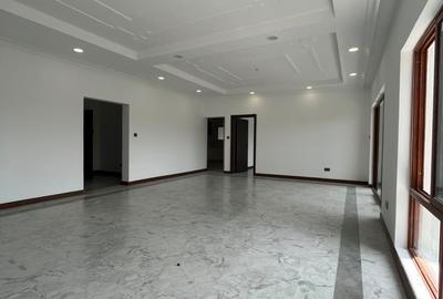 3 Bed Apartment with En Suite at Mandera Road - 4