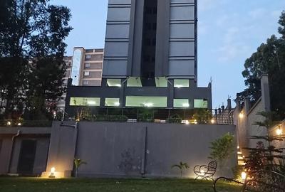 3 Bed Apartment with En Suite at Isk