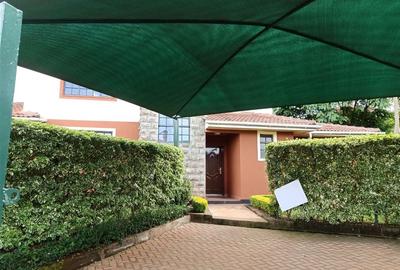 4 Bed House with En Suite at Fourways Junction Estate