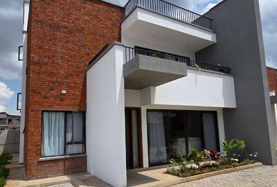 4 Bed Townhouse with En Suite at Langata Duplex