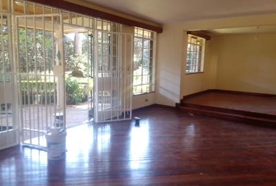 4 Bed Townhouse with En Suite in Runda
