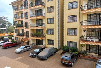 2 Bed Apartment with En Suite in Lavington