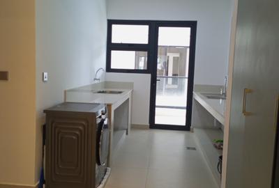 4 Bed Apartment with En Suite in Nyali Area - 2