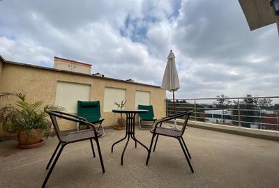 Serviced Studio Apartment with En Suite in Lavington - 3