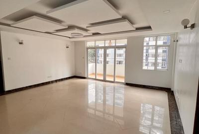 3 Bed Apartment with En Suite in Lavington