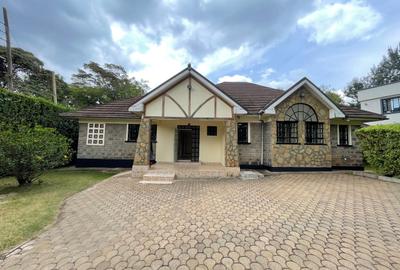3 Bed House with En Suite in Karen
