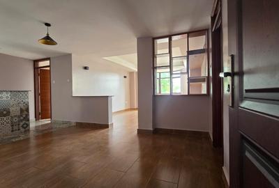 5 Bed House with En Suite in Runda