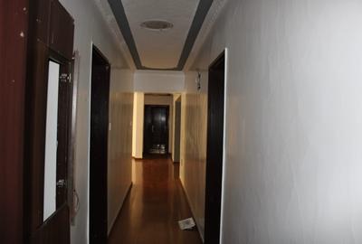 3 Bed Apartment with En Suite in Lavington - 4