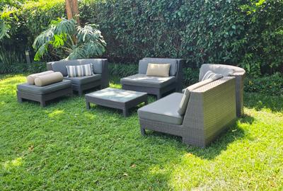 5 Bed House with En Suite at Mimosa Drive - 2