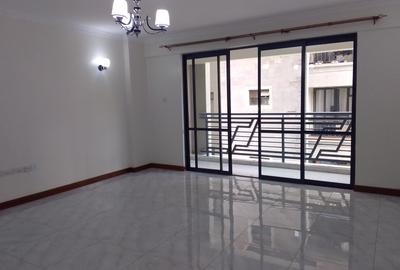 2 Bed Apartment with En Suite in Westlands Area