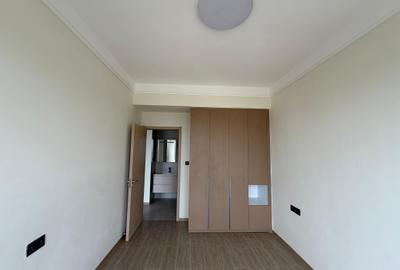 1 Bed Apartment with En Suite at Riverside - 3