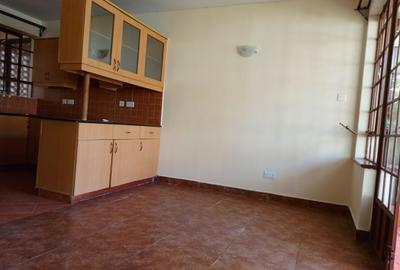 2 Bed Apartment with En Suite in Rhapta Road