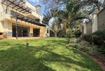 5 Bed Villa with En Suite at Lavington
