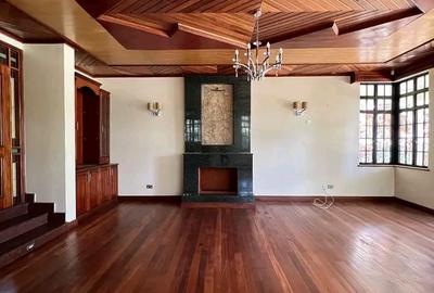 4 Bed House with En Suite in Karen - 2