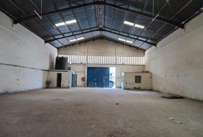 5,000 ft² Warehouse with Backup Generator in Ruiru - 3