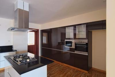 4 Bed Apartment with En Suite at Kileleshwa