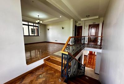 4 Bed Apartment with En Suite at Riverside - 3