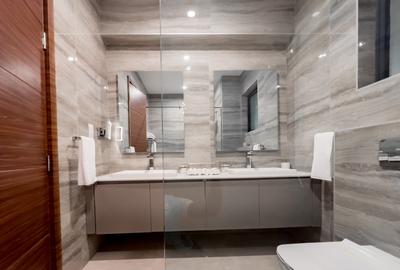 3 Bed Apartment with En Suite in Riverside - 4