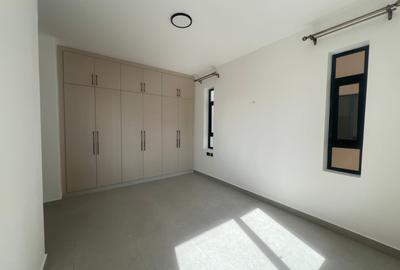 2 Bed Apartment with En Suite at Brookside Drive - 4