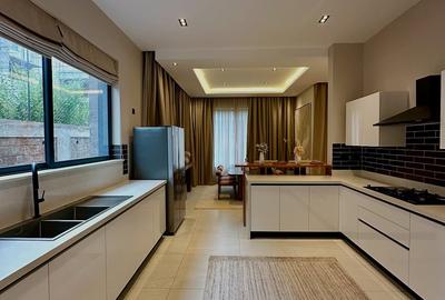 5 Bed Villa with En Suite at Loresho