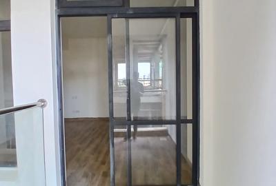 3 Bed Apartment with En Suite at Riverside Drive - 4