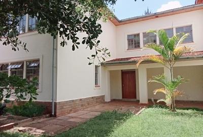 4 Bed Villa with En Suite at Ngecha Road