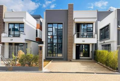 5 Bed House with En Suite at Kamakis