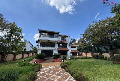 7 Bed Townhouse with En Suite in Gigiri