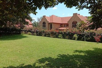 5 Bed Villa with En Suite in Karen