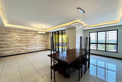 3 Bed Apartment with En Suite in General Mathenge
