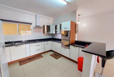 Furnished 3 Bed Apartment with En Suite at Near Arboretum Forest - 4