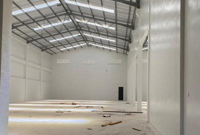 10,000 ft² Warehouse with Parking in Athi River - 3