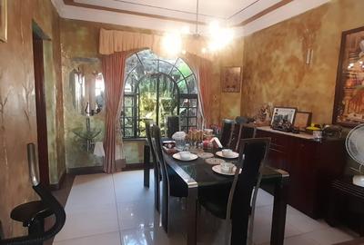 5 Bed Villa with En Suite at General Mathenge